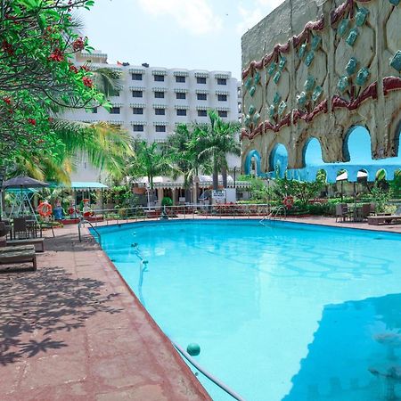 Ambassador Ajanta Hotel, Aurangabad Exterior foto