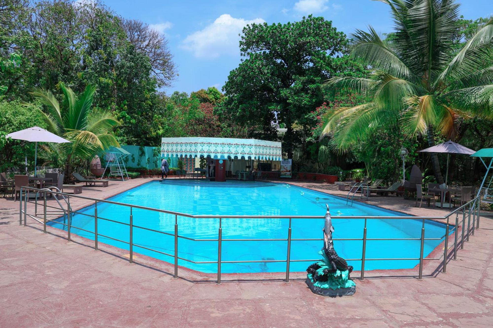 Ambassador Ajanta Hotel, Aurangabad Exterior foto