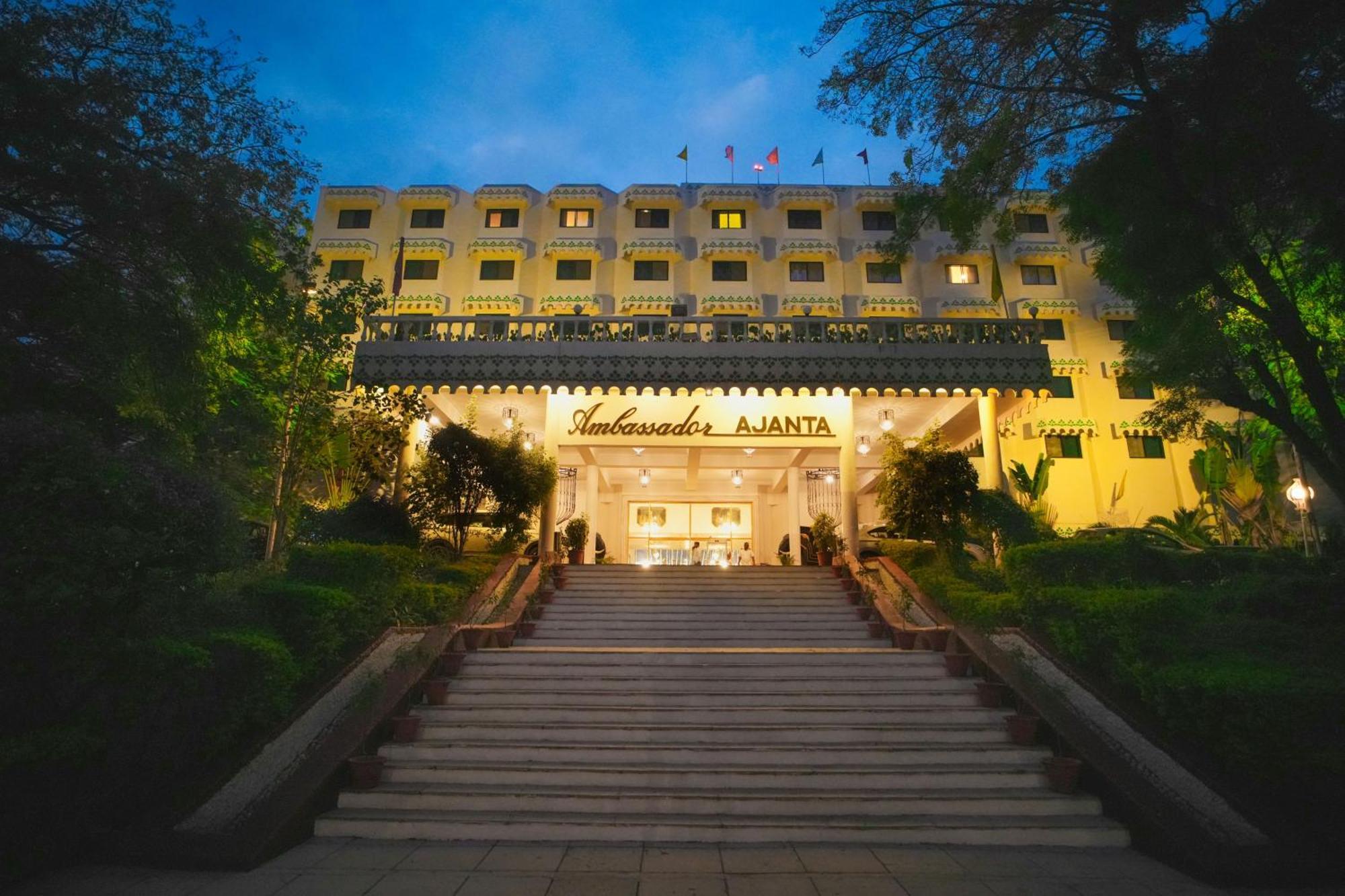 Ambassador Ajanta Hotel, Aurangabad Exterior foto