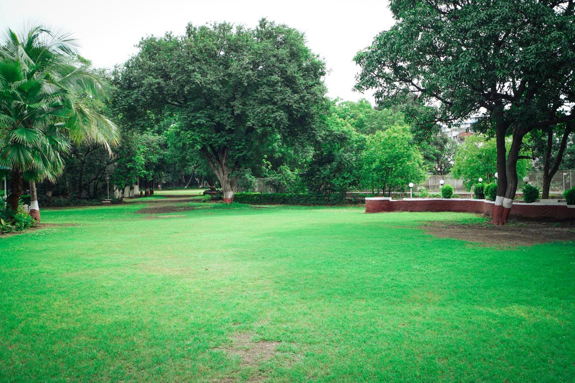 Ambassador Ajanta Hotel, Aurangabad Exterior foto