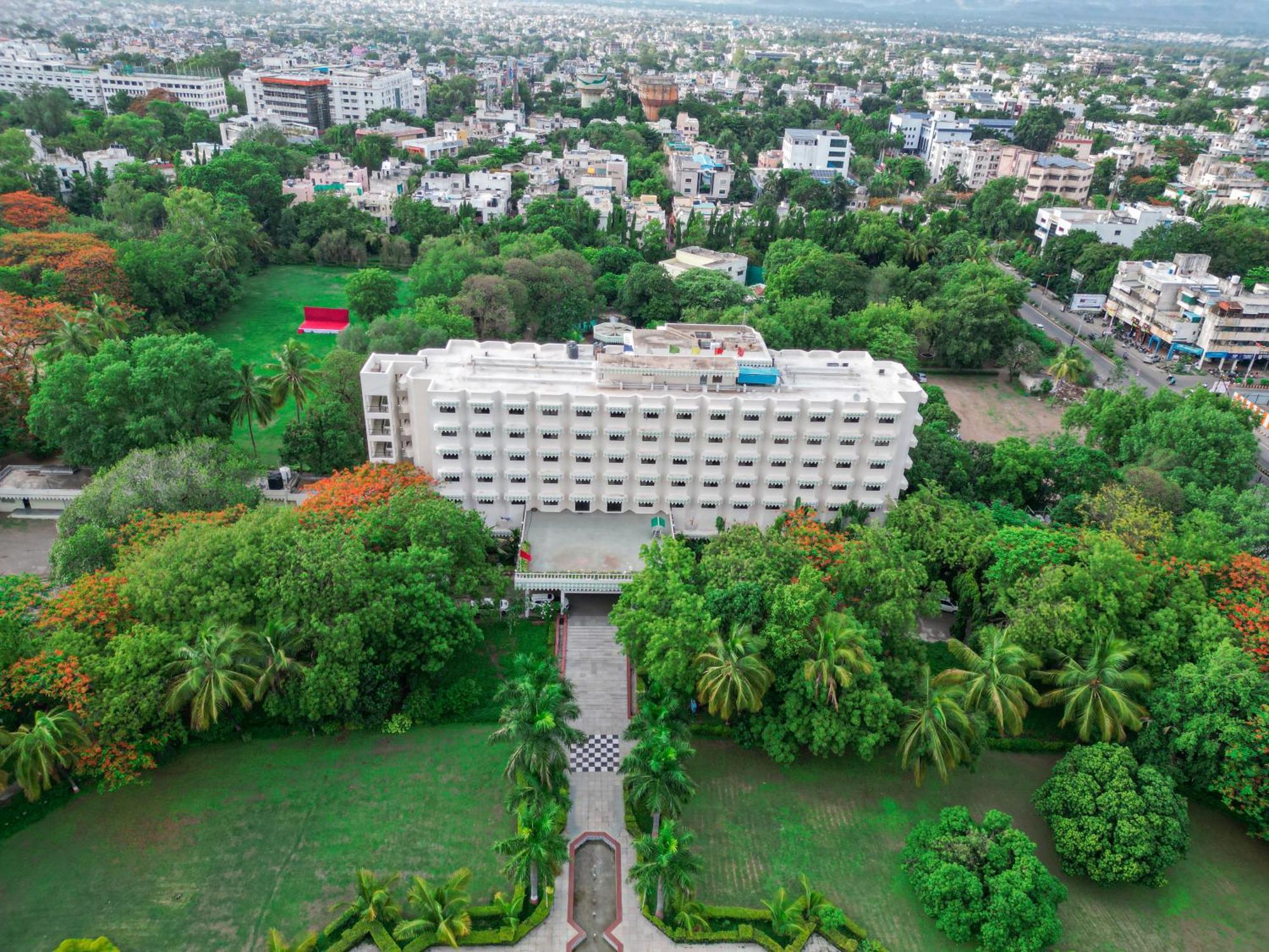 Ambassador Ajanta Hotel, Aurangabad Exterior foto